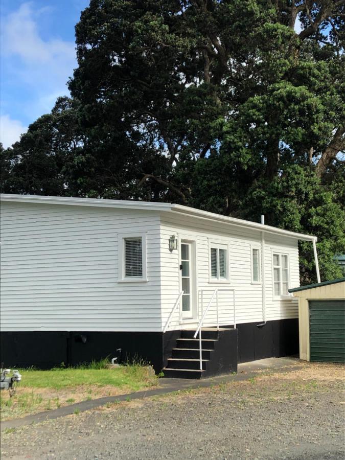 Muriwai Lodge Buitenkant foto
